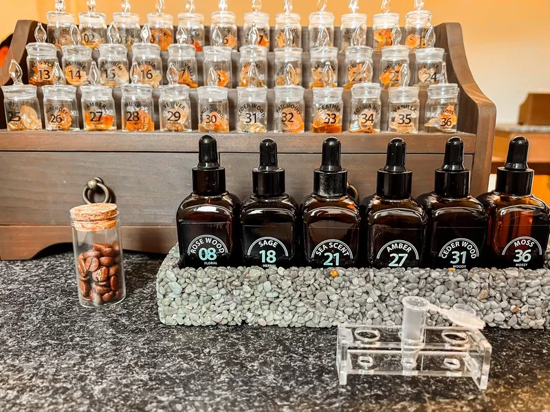 Greedy Scent (그리디센트), Bukchon Hanok Village, Seoul, Korea; perfume making class, aroma experience