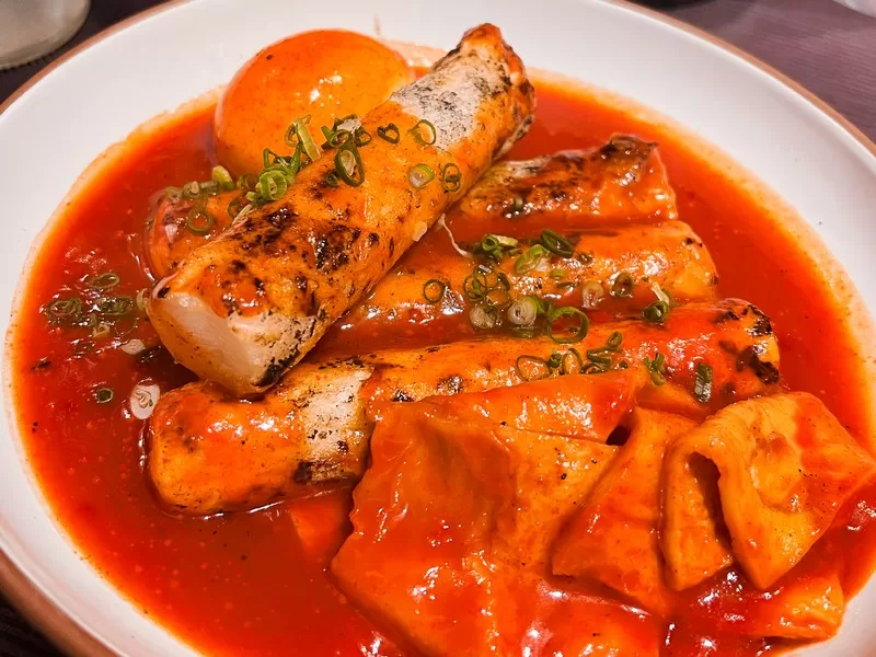 KyoChon Pilbang (교촌필방), Itaewon, Seoul, Korea; chicken restaurant, chimaek restaurant; tteokbokki