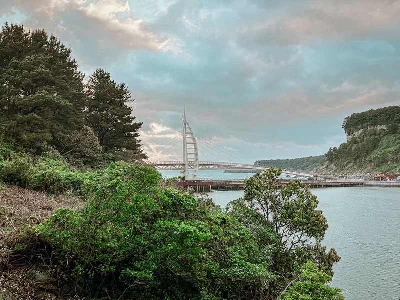 Saeyeongyo Bridge (새연교), Saeseom Island (새섬), Seogwipo-si, Jeju-do, Korea
