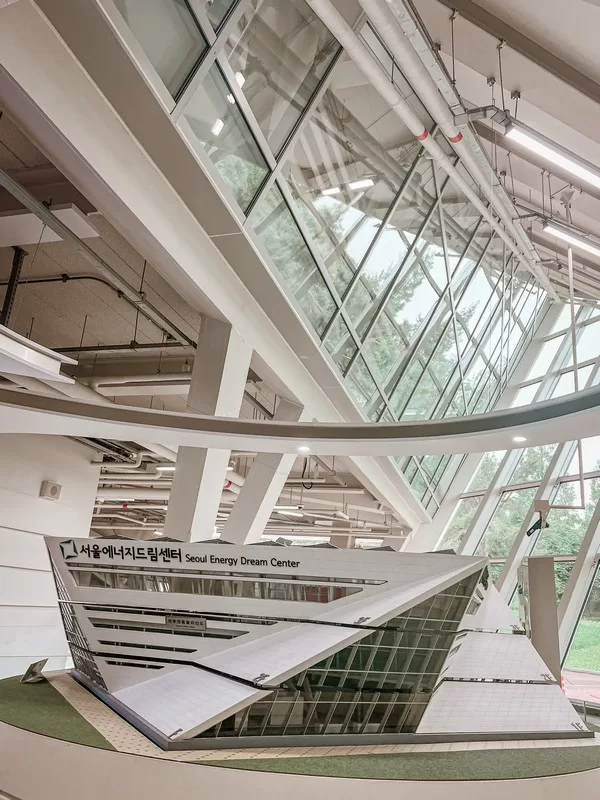 Seoul Energy Dream Center (서울에너지드림센터), World Cup Park, Mapo-gu, Seoul, Korea