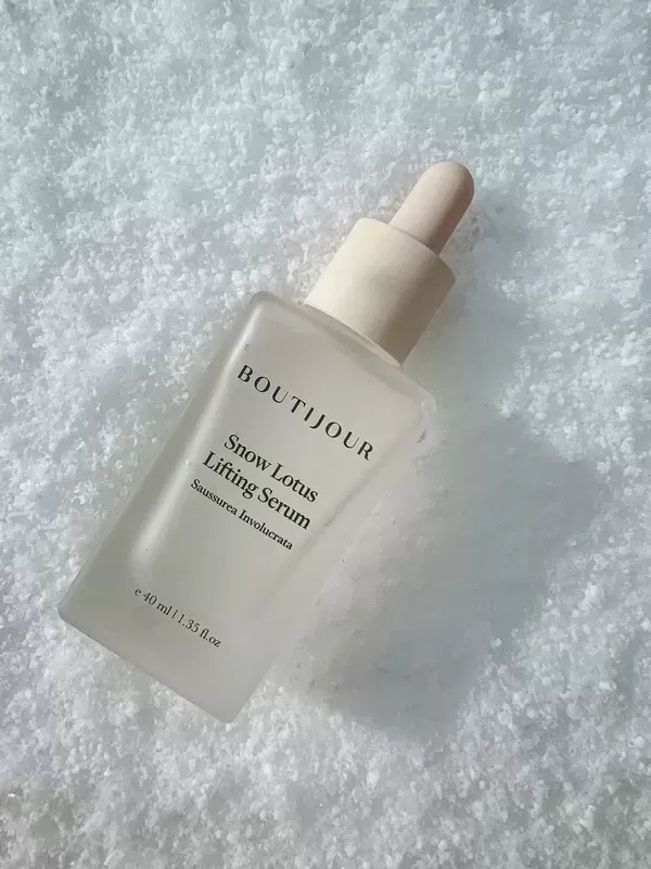 Boutijour; Snow Lotus Lifting Serum Review, Korean skincare, K-beauty