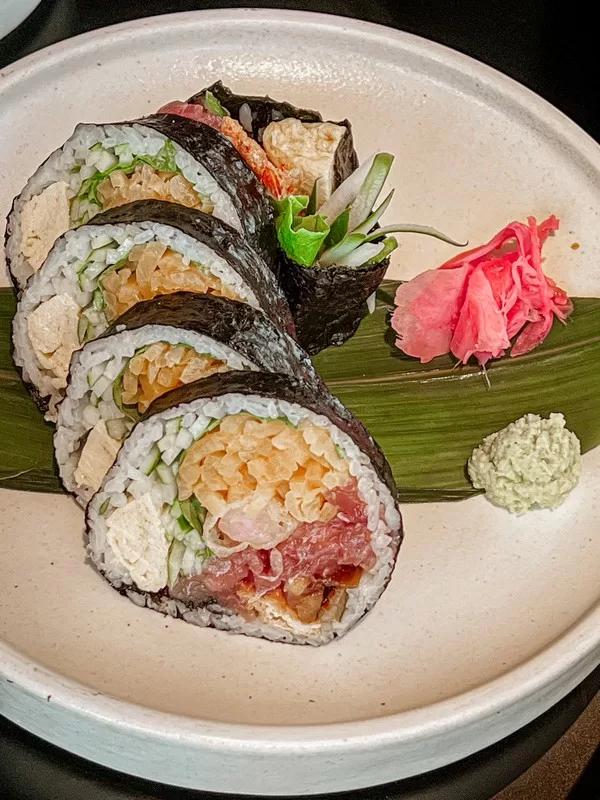 Jinjak Kakii (진작 카키), Jongno-gu, Seoul, Korea, Giant Futomaki Roll