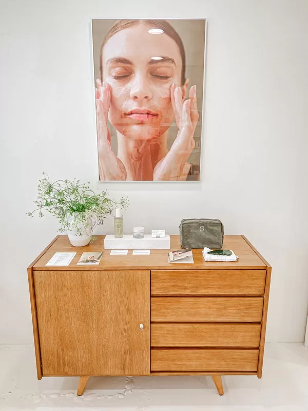 Boutijour; Lotus Leaf Anti-Pollution Repairing Toner Review; Snow Lotus Lifting Serum Review, Korean skincare, K-beauty