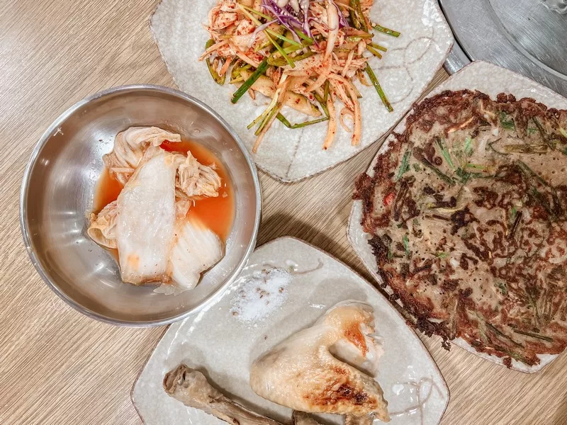 Daedonggang Chogyetang (대동강초계탕), Pyoseon-myeon, Seogwipo-si, Jeju, Korea; North Korean food