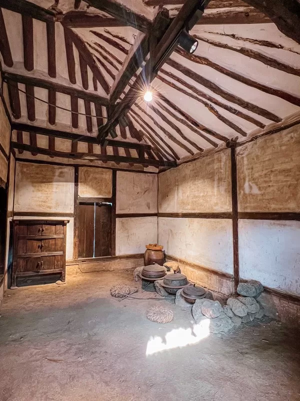 Seongeup Folk Village (성읍민속마을), Pyoseon-myeon, Seogwipo-si, Jeju-do, Korea; Korean folk village, Hanok