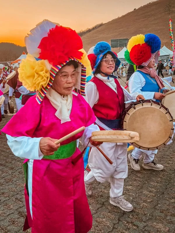 Jeju Fire Festival, Jeju-do, Korea; Pungmul folk dance