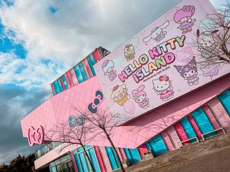 Hello Kitty Island (헬로키티아일랜드), Jeju-do, Korea