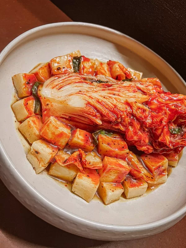 Museum Kimchikan (뮤지엄 김치간), Insadong, Seoul, Korea; kimchi