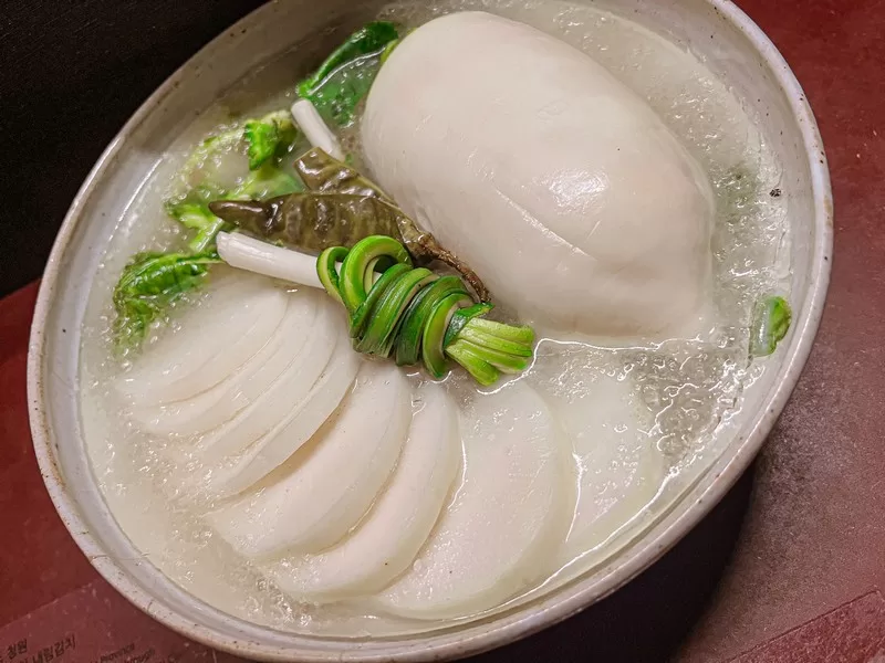 Museum Kimchikan (뮤지엄 김치간), Insadong, Seoul, Korea; kimchi