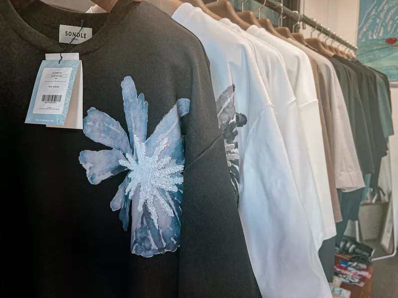 SONDLE, Korean modern fashion brand, The Kim Gu T-Shirt
