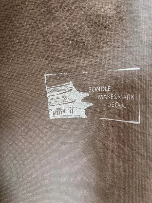 SONDLE, Korean modern fashion brand, Insadong, Seoul, Korea