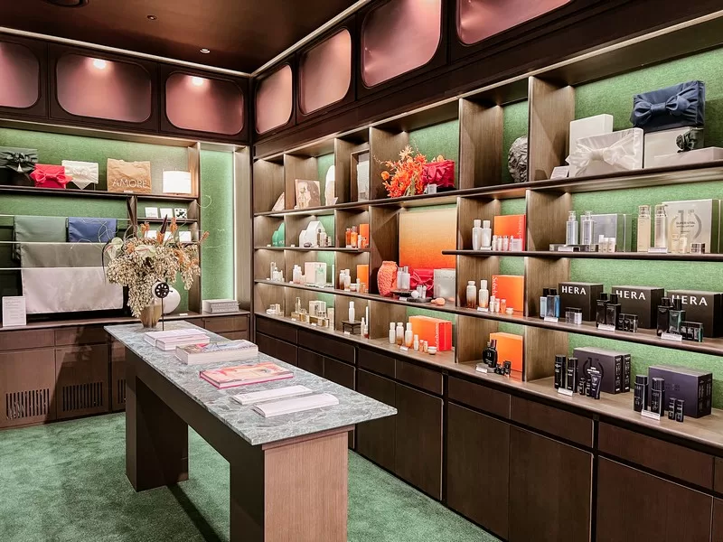 Amore Yongsan K-beauty Flagship Store, Amorepacific, Yongsan-gu, Seoul, Korea