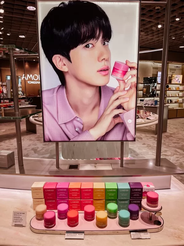 Amore Yongsan K-beauty Flagship Store, Amorepacific, Yongsan-gu, Seoul, Korea