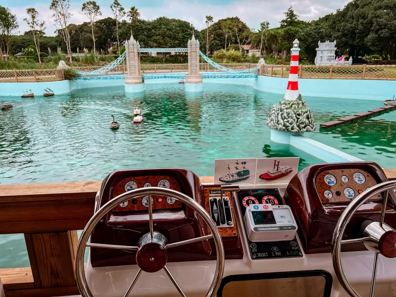 Dolcori Forest (돌코리숲), Andeok-myeon, Seogwipo-si, Jeju-do; cat-themed theme park