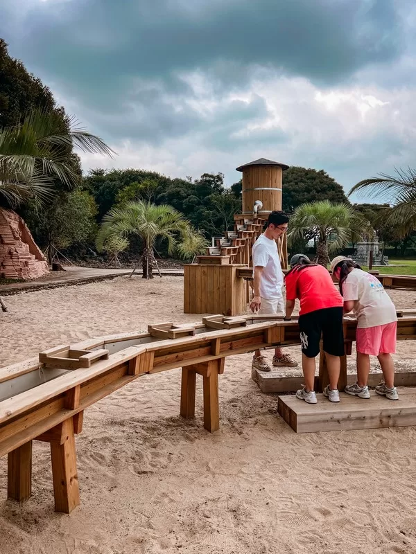 Dolcori Forest (돌코리숲), Andeok-myeon, Seogwipo-si, Jeju-do; cat-themed theme park
